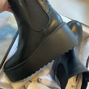 Sale!! Nine West☆ Henrita Platform Bootieブーティー Nine-West-Women-s-Henrita-